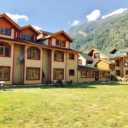 Hotel Akbar Sonāmarg Exteriör bild