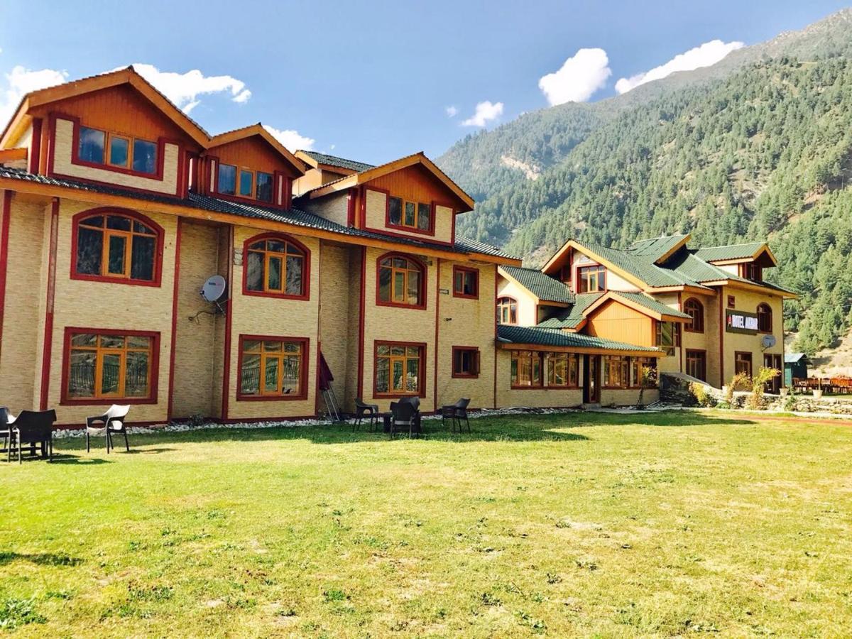 Hotel Akbar Sonāmarg Exteriör bild