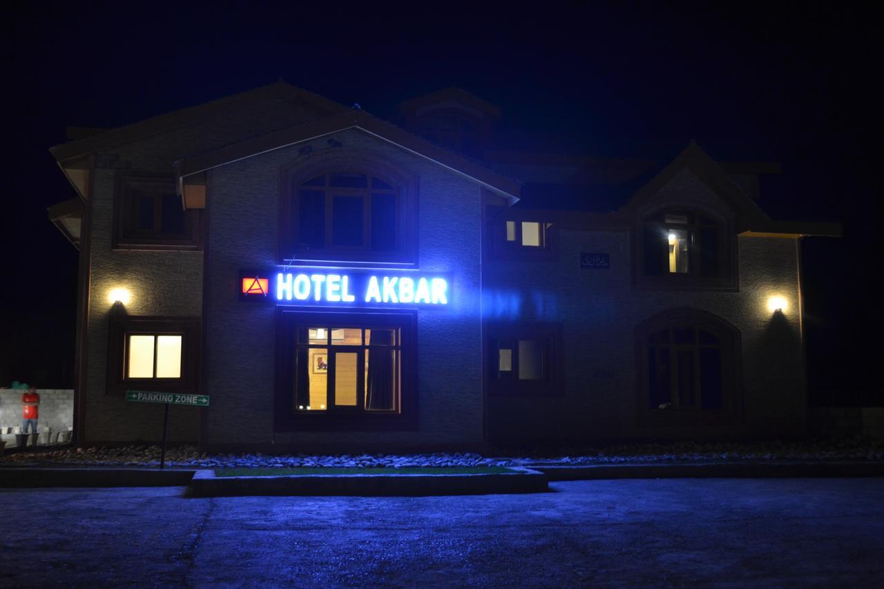 Hotel Akbar Sonāmarg Exteriör bild